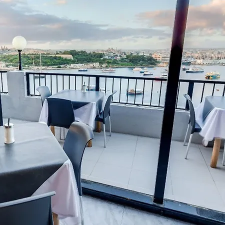 Marina 3* Sliema