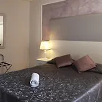 Marina 3*