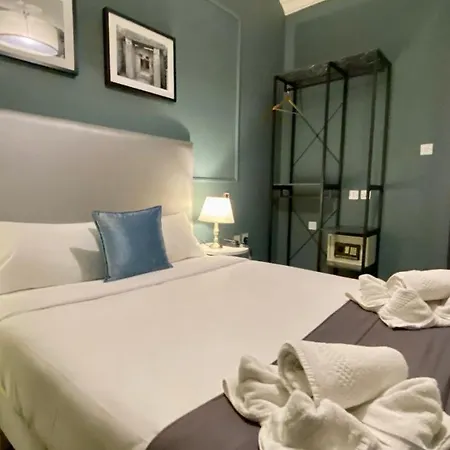 Marina Hotel 3*