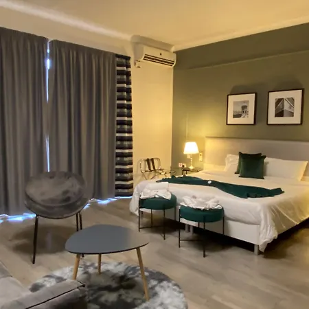 Marina Hotel