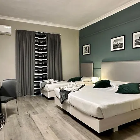 Marina Hotel 3*