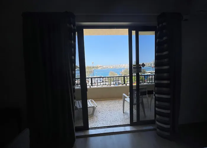 Ξενοδοχείο Marina